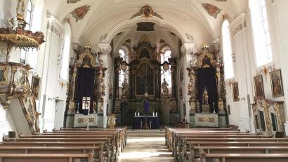 Archivbild: Portner
Mit leeren Kirchen hat auch die Diözese Regensburg zu kämpfen. Unser Bild zeigt einen Blick in die Kirche Johannes der Täufer in Oberviechtach.