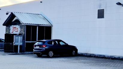 Bild: td
Die Diskothek "JT's" in Wackersdorf darf unter Auflagen wieder öffnen. Mängel, unter anderem beim Brandschutz, sind weitgehend beseitigt.