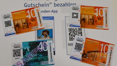 Bild: gf
Das Amberger Stadtgeld wird es bald auch als „digitalen Gutschein“ geben, der beliebig aufgeladen werden kann und den man in seiner App immer parat hat..