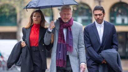 Bild: Tayfun Salci/ZUMA Press Wire/dpa
Boris Becker (M), seine Lebensgefährtin Lilian De Carvalho Monteiro (l) und sein Sohn Noah.