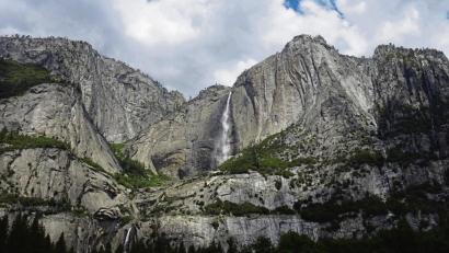 Bild:  Andrea Warnecke/dpa
Der Yosemite-Nationalpark in der kalifornischen Sierra Nevada gehört zu den bekanntesten Nationalparks der Welt.