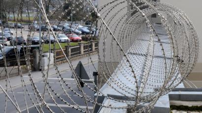 Bild: Stephan Huber
Ein 37-Jähriger, der in der Justizvollzugsanstalt in Amberg untergebracht ist, sorgt immer wieder für Ärger. Nun muss sich der Mann erneut vor Gericht verantworten.