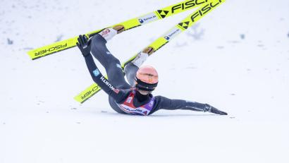 Bild: Urs Flueeler/KEYSTONE/dpa
Stürzte in Engelberg: Karl Geiger.