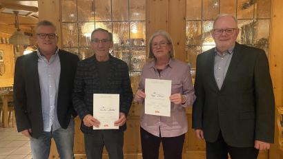Bild: SPD Fuchsmühl/exb
Ehrungen bei der SPD: Das Bild zeigt von links Vorsitzenden Udo Fürst, Gustav Sperber, Inge Stock und Vorstandsmitglied Rainer Bleistein.