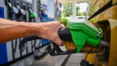 Symbolbild: Uwe Lein/dpa
Die Grenzpolizei Waidhaus hat einen Tankbetrüger aus dem Verkehr gezogen.