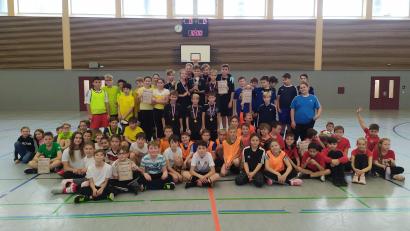 Bild: jzk
Ganz ohne Starallüren trugen die Fünftklässler der Kemnather Realschule die Fußball-Weltmeisterschaft unter sich aus.