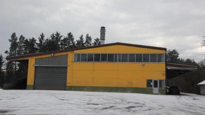 Bild: kro
Die Trocknungsanlage und der Grund in der Rothenbürger Straße in Tirschenreuth sollen verkauft werden. Die Genossenschaft kann erst dann aufgelöst werden, wenn sie nichts mehr besitzt.