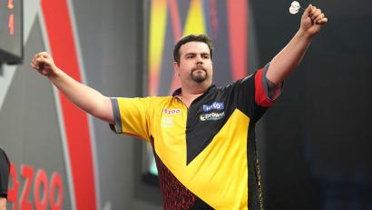 Bild: Zac Goodwin/PA Wire/dpa
Hat sich bei der Darts-WM ins Halbfinale gespielt: Gabriel Clemens.