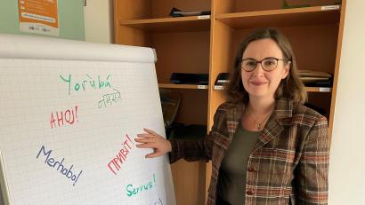 Bild: phs
Olena Prusikin ist in mehreren Sprachen zu Hause. Hauptberuflich arbeitet die Ukrainerin als Russischlehrerin an der OTH Weiden. Das wird zunehmend schwierig.