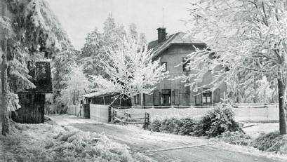 Bild: Gregor Schöner
Vor 90 Jahren war am Waldhaus Mehlmeisel alles voller Schnee.