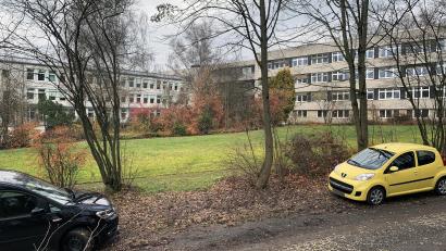 Bild: Gabi Schönberger
Die Ablehnung von Anwohnern gegen die geplante Bebauung des ehemaligen Krankenhausareals kam beim Infoabend der Stadt klar zur Sprache.