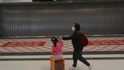 Bild: Liau Chung-Ren/dpa
Für Einreisende aus China wird auch Deutschland eine Testpflicht einführen.