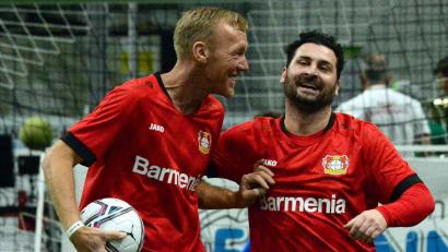 Bild: dme
Marcus Feinbier (links) und Ioannis Masmanidis feiern ein Tor.