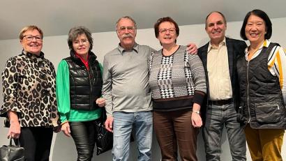 Bild: Bridgeclub Fichtelgebirge/exb
Siegerehrung nach dem Dreikönigsturnier: Im Bild von links Inge Schneider, Ernestine Dietl-Nielsen, Dieter Schweickert, Anneliese Daig, Karl Thumser, Hui Voit-Wang.