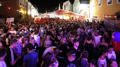 Archivbild: njn
In Erbendorf wird wie in den Jahren vor Corona wieder gefeiert: Am Samstag, 15. Juli, steht zum Beispiel wieder das Bürgerfest an.