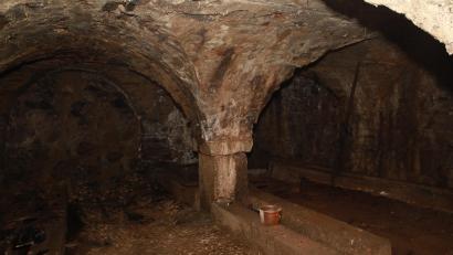 Bild: Jochen Neumann
Die Grundfläche des Gewölbekellers unter dem Anwesen Bräugasse 23, das derzeit zum Bürgerhaus umgebaut wird, beträgt gut zehn mal zehn Meter.