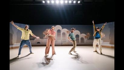 Bild: Manuela Neudegger/exb
Das „JuSt - Junges Stadttheater“ lädt zum runden Tisch.