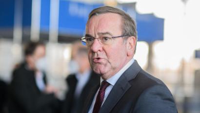 Archivbild: Julian Stratenschulte/dpa
Boris Pistorius (SPD), Innenminister von Niedersachsen, wird neuer Verteidigungsminister.