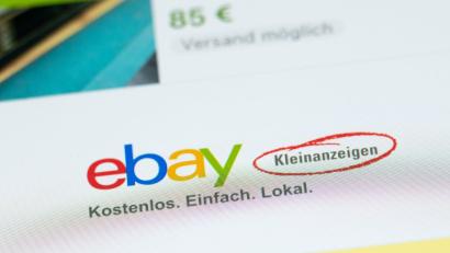 Symbolbild: Silas Stein/dpa
Eine 61-jährige Schwandorferin sucht per Inserat auf ebay-Kleinanzeigen nach einem Handwerker, bekommt aber einen Betrüger.