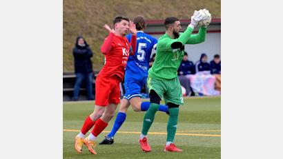 Bild: Franken
Das letzte Punktspiel (1:3 beim ASV Cham/Szene) liegt rund acht Wochen zurück, nun absolviert die SpVgg SV Weiden ihr erstes Testspiel in der Winter-Vorbereitung gegen die SpVgg Hankofen-Hailing.