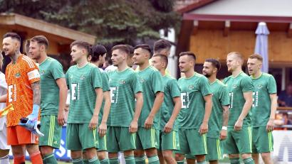 Archivbild: Hubert Ziegler
Antreten zum ersten Test: Die DJK Ammerthal ist zu Gast bei der SpVgg Greuther Fürth II.