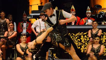 Bild: Kunz
Die Narrhalla Windischeschenbach beeindruckte mit Showtanz zum Thema "Die goldenen Zwanziger".