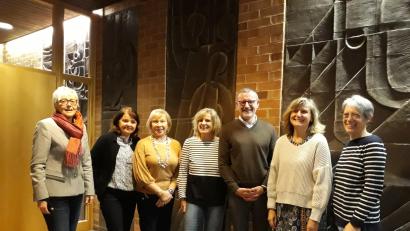 Bild: Katholischer Frauenbund/exb
Das Vorstandsteam des Frauenbund-Ortsverbands Waldsassen mit (von links) Sabine Schiml, Gerhild Hertel-Peukert, Marianne Gmeiner, Christine Eckert, Dr. Thomas Vogl, Monika Müller und Monika Mittereder.