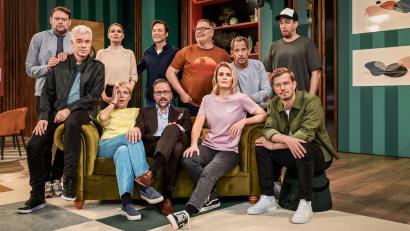Bild: -/© 2022 Amazon.com, Inc. or its affiliates/dpa
Die mit dem Deutschen Fernsehpreis und dem Deutschen Comedypreis ausgezeichnete Show in sechs Teilen soll im April beim Amazon-Dienst Prime Video verfügbar werden.