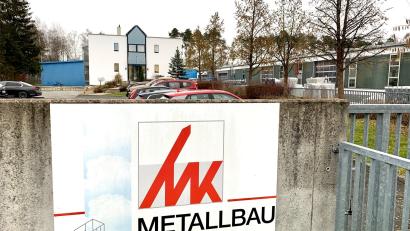 Bild: Gabi Schönberger
Metallbau-Korsche braucht innerhalb von drei Monaten einen Investor. Der Fenster- und Türenspezialist aus der Dr.-Kilian-Straße ist vorläufig insolvent.