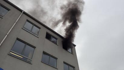 Bild: Amt für Brand- und Katastrophenschutz Stadt Regensburg
In einer Schule in Regensburg hat es auf einer Toilette gebrannt.