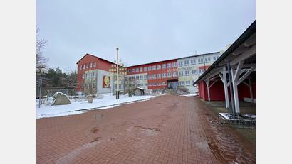 Bild: Eichl
Die Lüftungsanlagen für die Schulen und Kindergärten werden aktuell eingebaut.