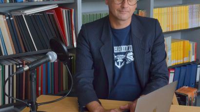 Bild: Günter Bonack
Säm Wagner, Popularmusikbeauftragter des Bezirks Oberpfalz, bietet in der Pandemie Online-Workshops an.