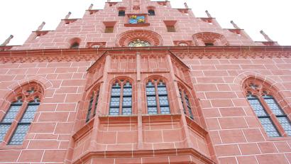 Archivbild: Andreas Royer
Unter dem Begriff „Gläsernes Rathaus“ erhoffen sich die Öffentlichkeit und Teile des Stadtrates eine bessere Teilhabe der Bürger an kommunalen Entscheidungsprozessen und generell mehr Informationsfluss aus der Verwaltung.