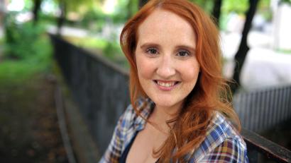 Bild: Christin Alexandrow
Christina Baumer: "Ich musste Hochdeutsch neu lernen. Obwohl ich dachte, dass ich längst Hochdeutsch spreche."