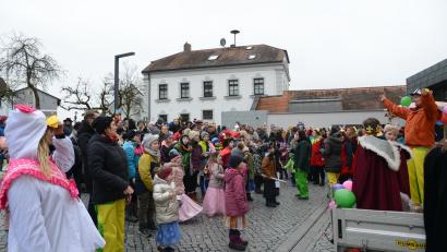 Bild: bey
Beim Kinderfaschingszug in Parkstein ist viel geboten