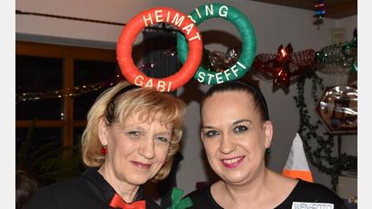 Bild: hcz
Gabi Laurich und Stefanie Sperrer gehen als "Heimatringe".
