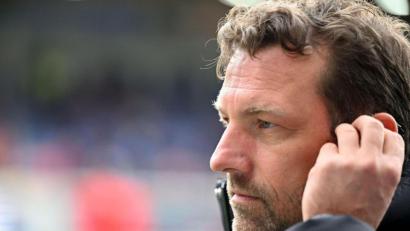 Bild: --/dpa/Archivbild
Nürnbergs Trainer Markus Weinzierl vor dem Spiel.
