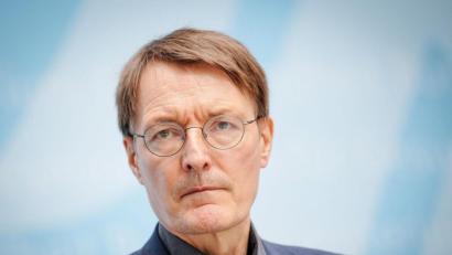 Bild: Kay Nietfeld/dpa
„Für die große Mehrheit der Bevölkerung geht das nicht“: Karl Lauterbach.