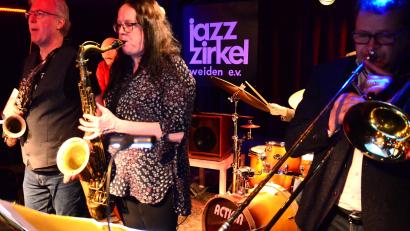 Bild: Kunz
Das František Uhlíř Septett spielt die "Story of my Live".