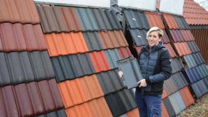 Bild: jr
Dachdeckermeisterin Maria Böhm leitet seit Jahresbeginn den gleichnamigen Betrieb in Mitterteich.