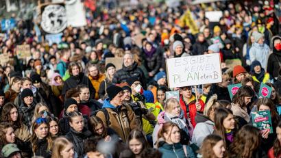 Bild: Fabian Sommer/dpa
Allein in Deutschland sind 250 Aktionen zu den heutigen Klimaprotesten geplant.