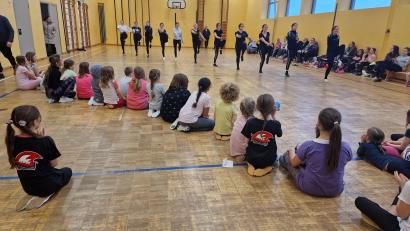 Bild: Zeitler/exb
Das erste Schnuppertraining der Narrhalla Windischeschenbach war gut besucht. Für Interessierte gibt es noch zwei weitere Möglichkeiten, den Verein kennenzulernen.