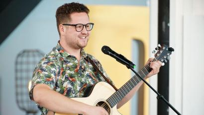 Bild: RTL/ Stefan Gregorowius 
Felix Gleixner aus Amberg ist bei DSDS eine Runde weiter.