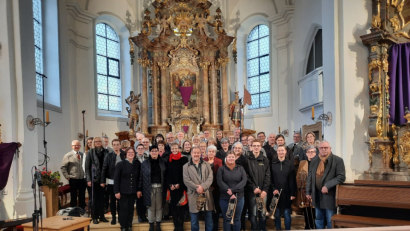 Bild: rab
Ein gelungenes Passionssingen bereiten die Mitwirkenden den Gläubigen in der Freihunger Pfarrkirche.