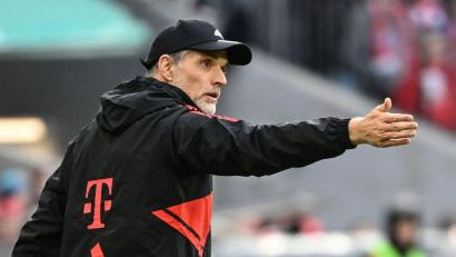 Bild: Sven Hoppe/dpa
Da geht's lang: Thomas Tuchel gibt gegen den BVB Anweisungen.