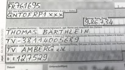 Archivbild: Petra Hartl
Dieser Überweisungsträger wurde einst bei der Hausbank des TV 1861 Amberg eingeworfen. Die Unterschrift des Vorsitzenden Thomas Bärthlein war aufkopiert, wie sich hinterher herausgestellt hat.