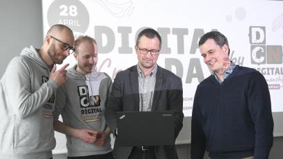 Bild: Gabi Schönberger
Die Organisatoren des Digital Crafts Day sind (von links) Thomas Schattan, Luca Wunderlich, Ulrich Schäfer und Florian Rieder.