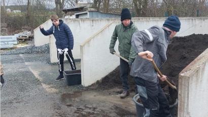 Bild: whü
Nach nur einer Stunde waren die rund 20 Kubikmeter Kompost weg.