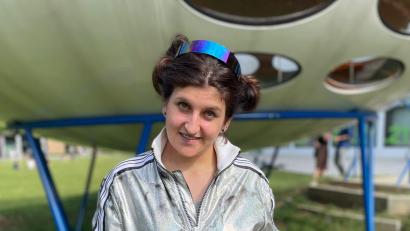 Bild: Lisa Grötsch 
Lisa Grötsch posiert für ein Casting.