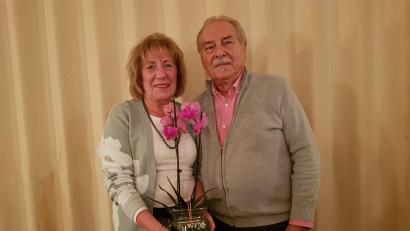 Bild: gi
Dorothea und Heinz-Otto Weiß konnten ihre Goldene Hochzeit und zugleich ihren 60. Aufenthalt in Moosbach feiern.